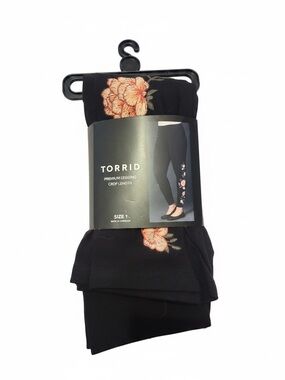 Torrid Black Floral-Embroidered Leggings - size 1 NWT